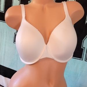 ❤40DD Victoria’s Secret Body By Victoria Bra